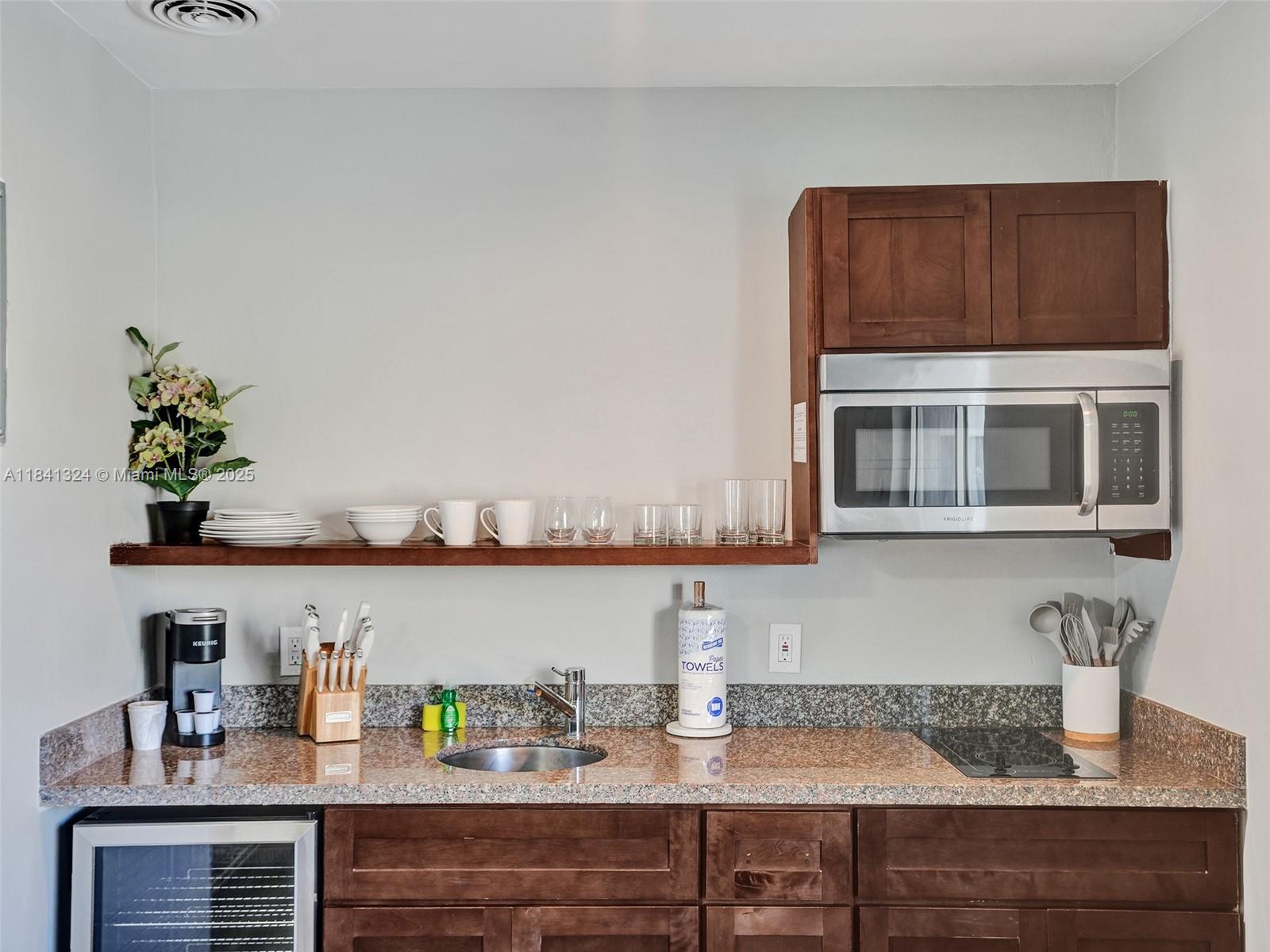 Beach - Residential Income