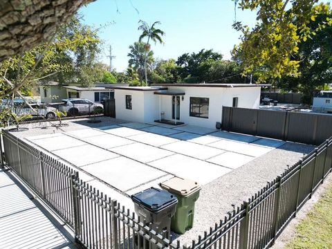 Photo of 1220 NW 125th St, North Miami, FL 33167 (MLS # A11942385)