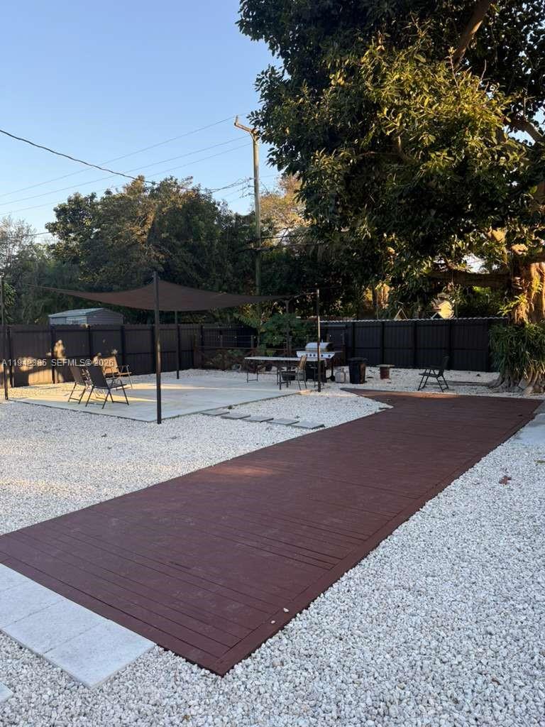 SUNKIST GROVE - Residential