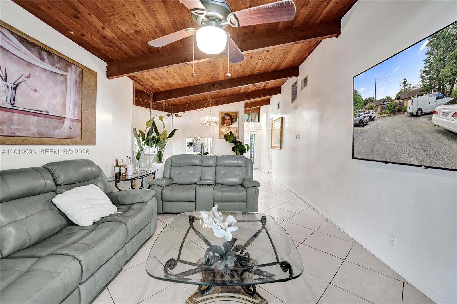 VILLAS AT CARRIAGE HILLS - Residential