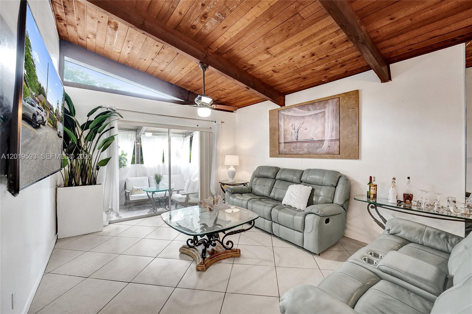 VILLAS AT CARRIAGE HILLS - Residential