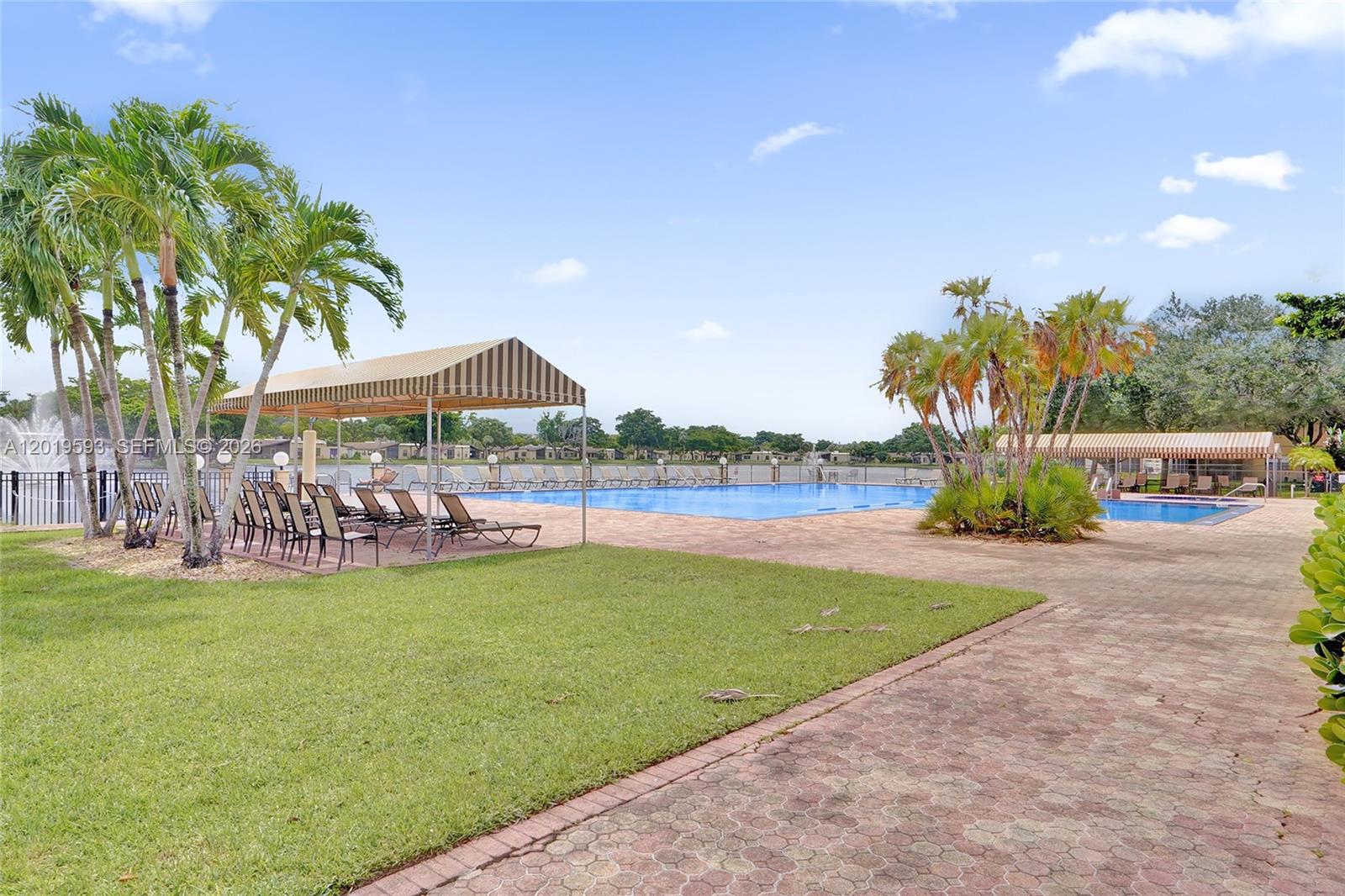 VILLAS AT CARRIAGE HILLS - Residential