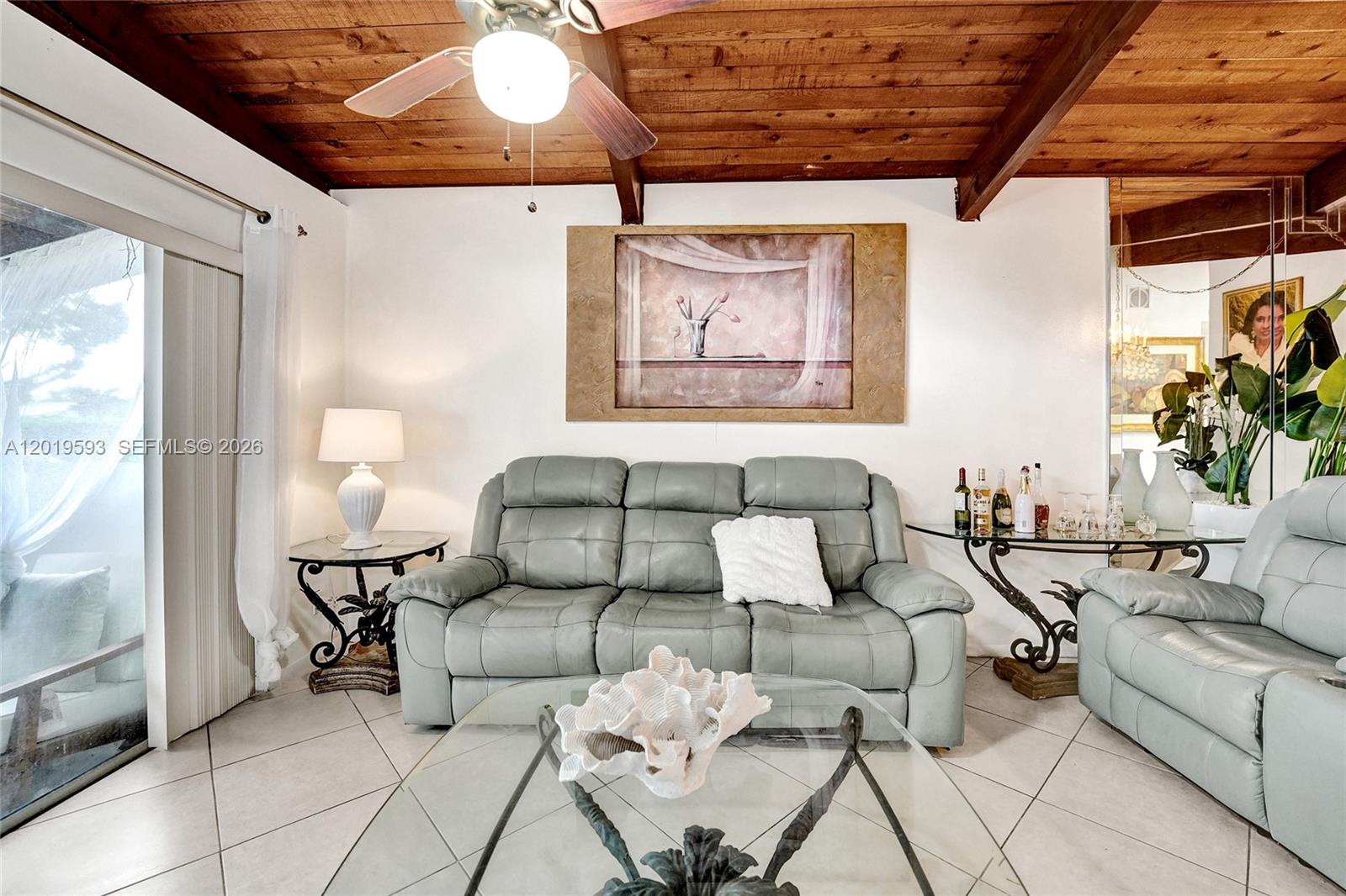 VILLAS AT CARRIAGE HILLS - Residential