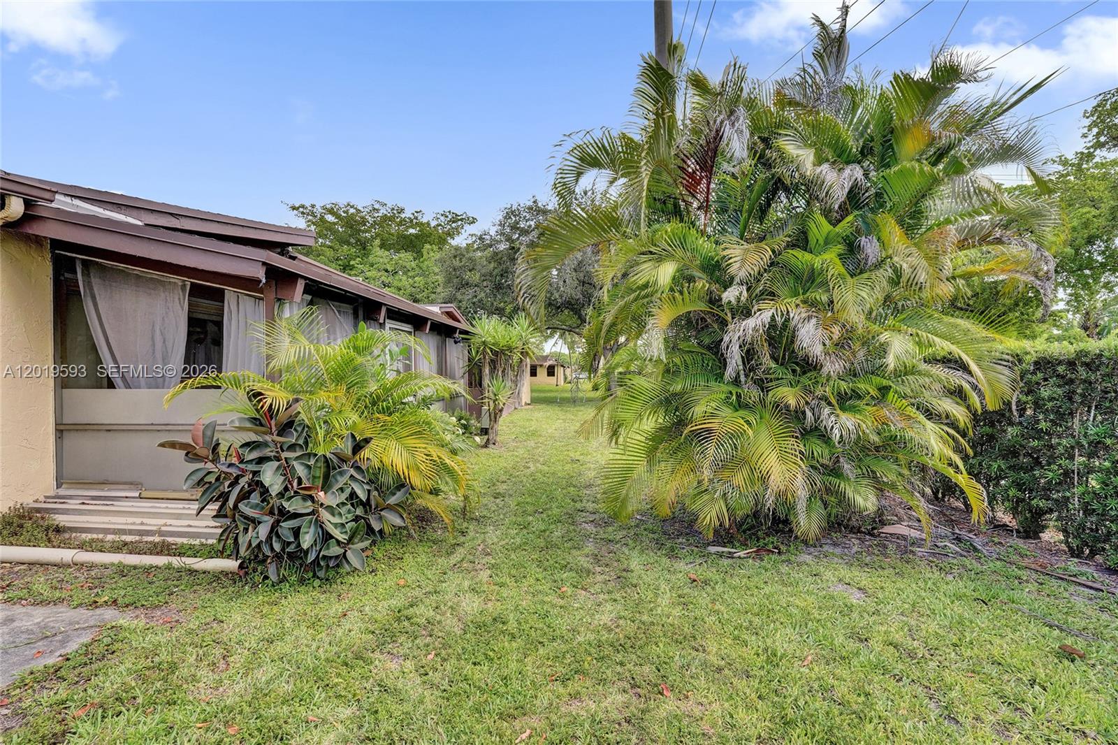 VILLAS AT CARRIAGE HILLS - Residential