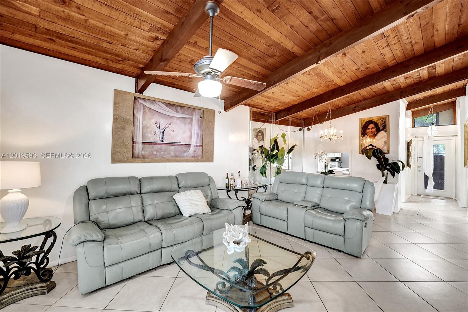 VILLAS AT CARRIAGE HILLS - Residential