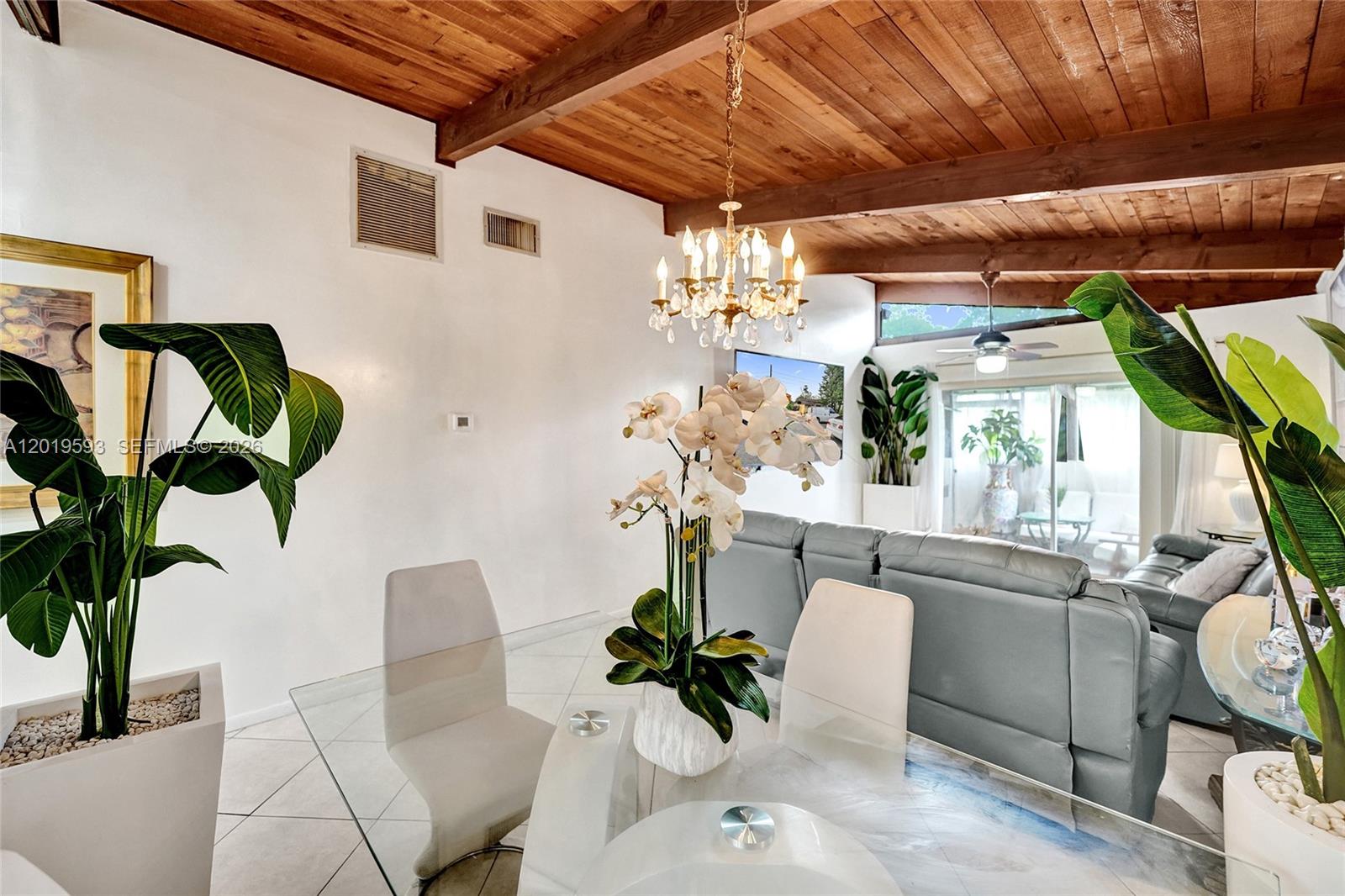 VILLAS AT CARRIAGE HILLS - Residential