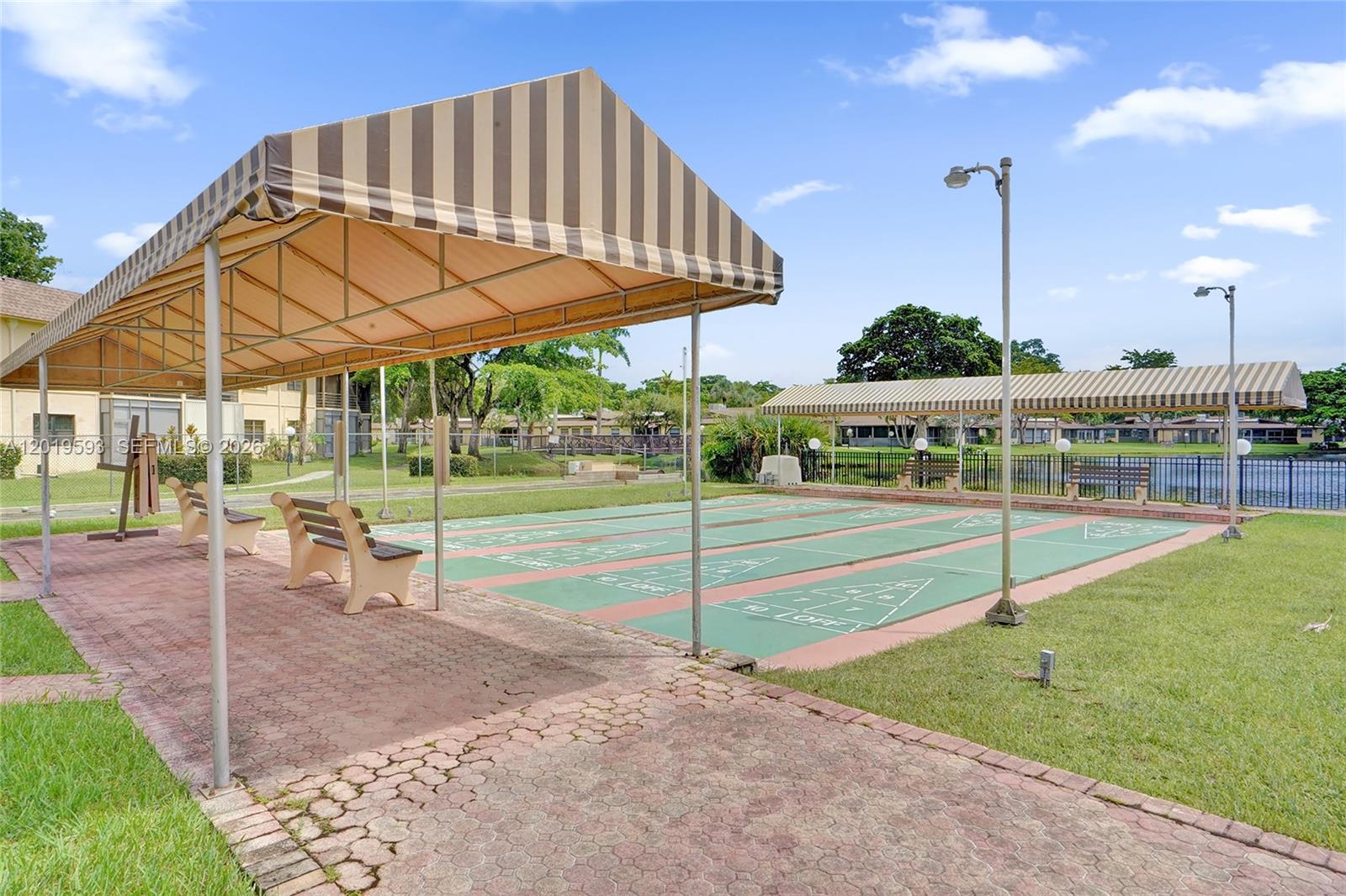 VILLAS AT CARRIAGE HILLS - Residential