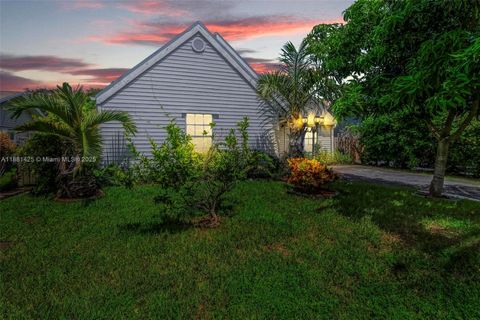 5119 Oak Hill Rd Delray Beach FL 33484