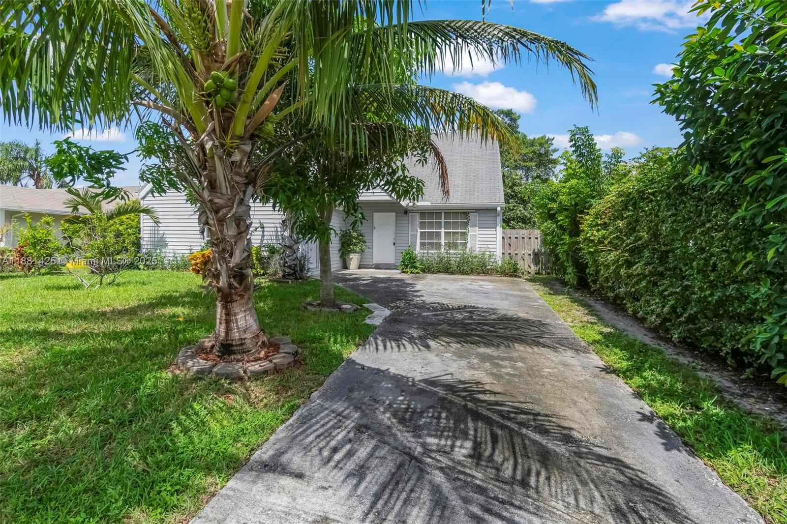 View photos, virtual tours, details... 5119 Oak Hill Rd