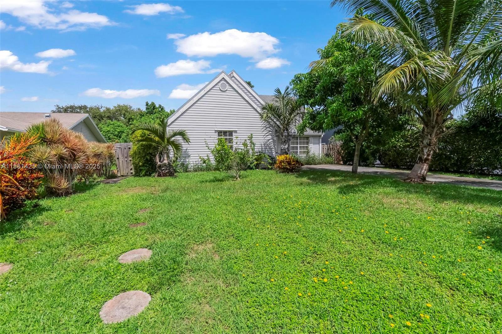 DELRAY GARDEN ESTATES 2 - Residential