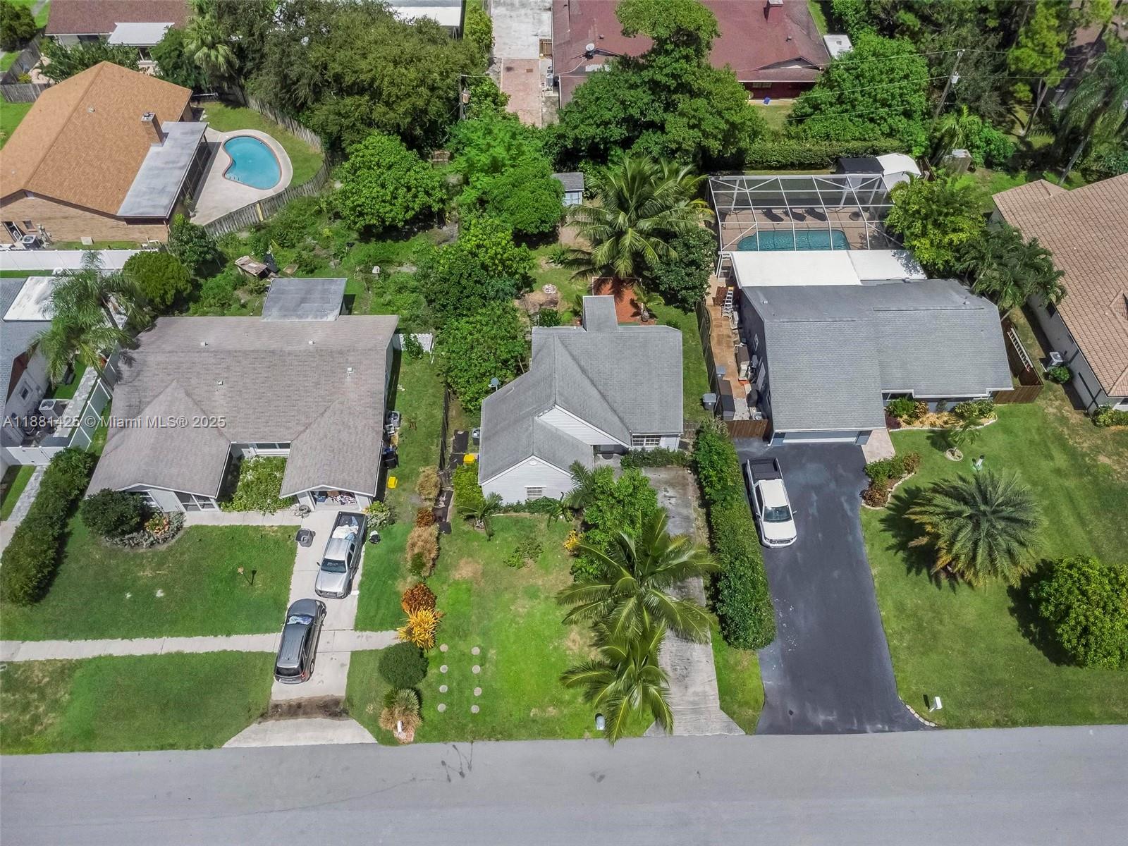 View photos, virtual tours, details... 5119 Oak Hill Rd