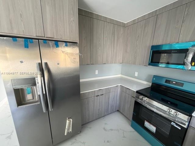 FOSTER PARK - Residential