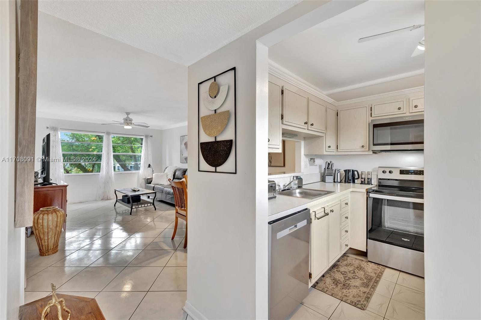 ALOHA GARDENS CONDO - Residential