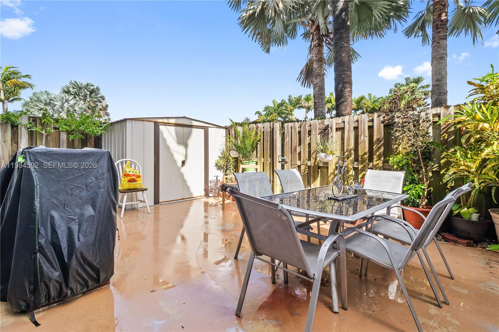 SILVER PALM EAST SEC THRE - Residential