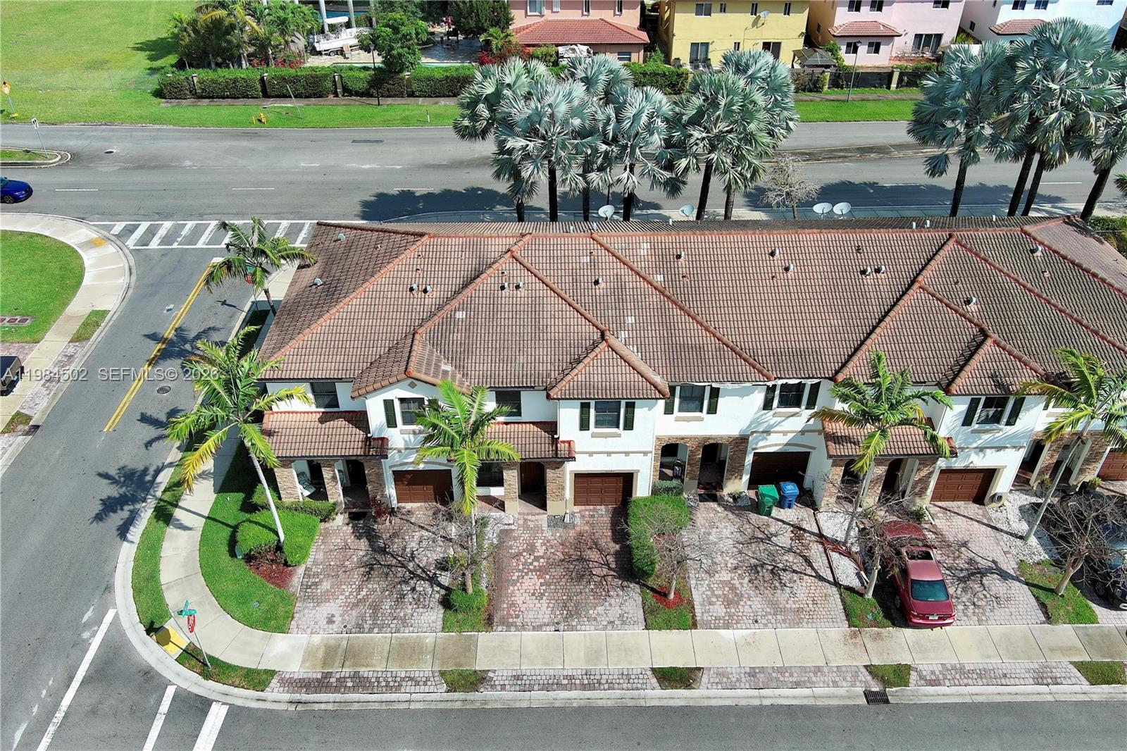 SILVER PALM EAST SEC THRE - Residential