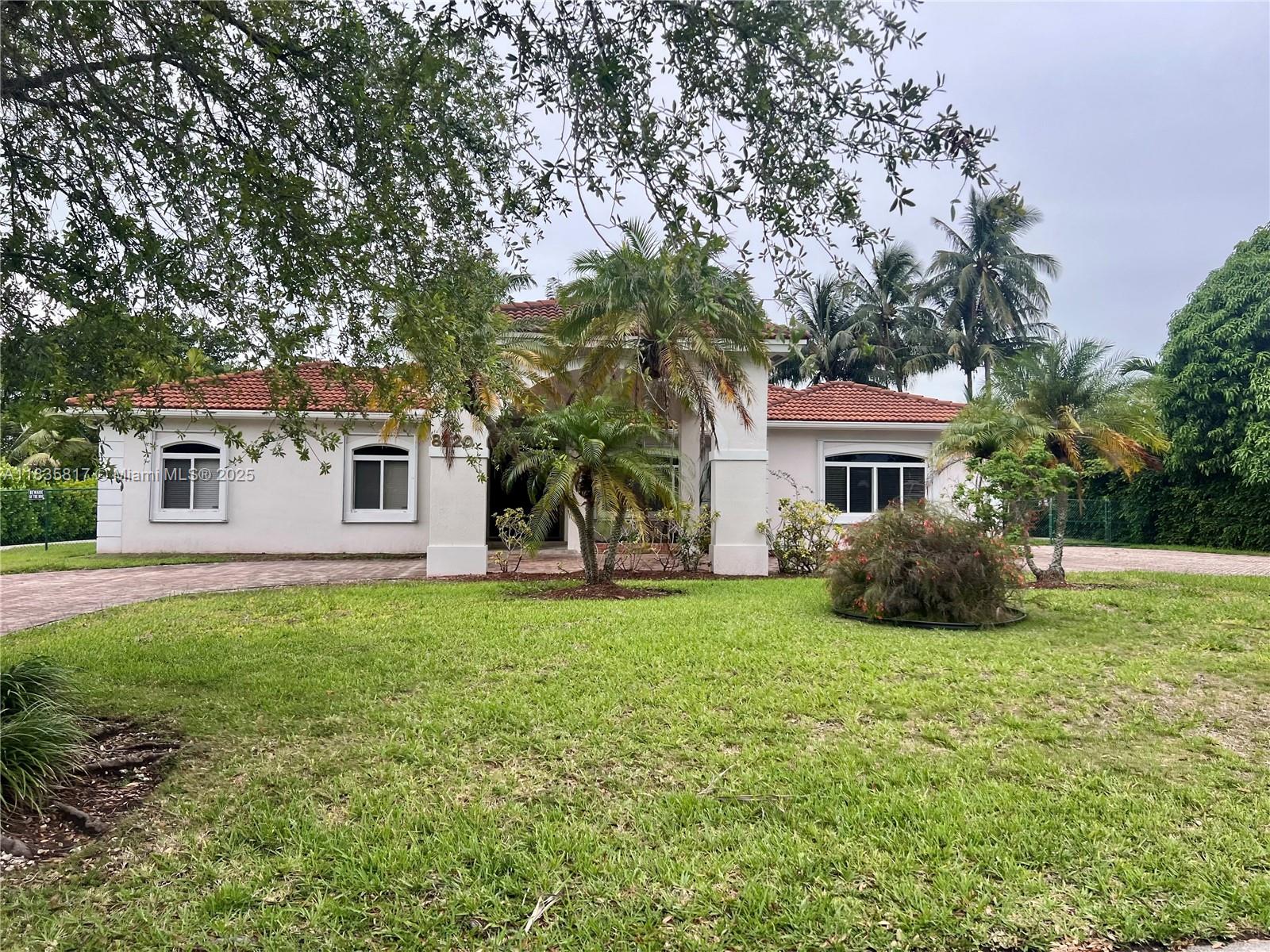 Beautiful spacious single family home in a quiet street with great neighbors. Perfect place to relax and enjoy Miami at it's finest. Property is updated with brand new kitchen and master bath just finished. Property will be ready in a few days for move in.
Layout is very spacious and backyard has a good size patio for entertaining. Please see showing instructions
This one won't last!!!