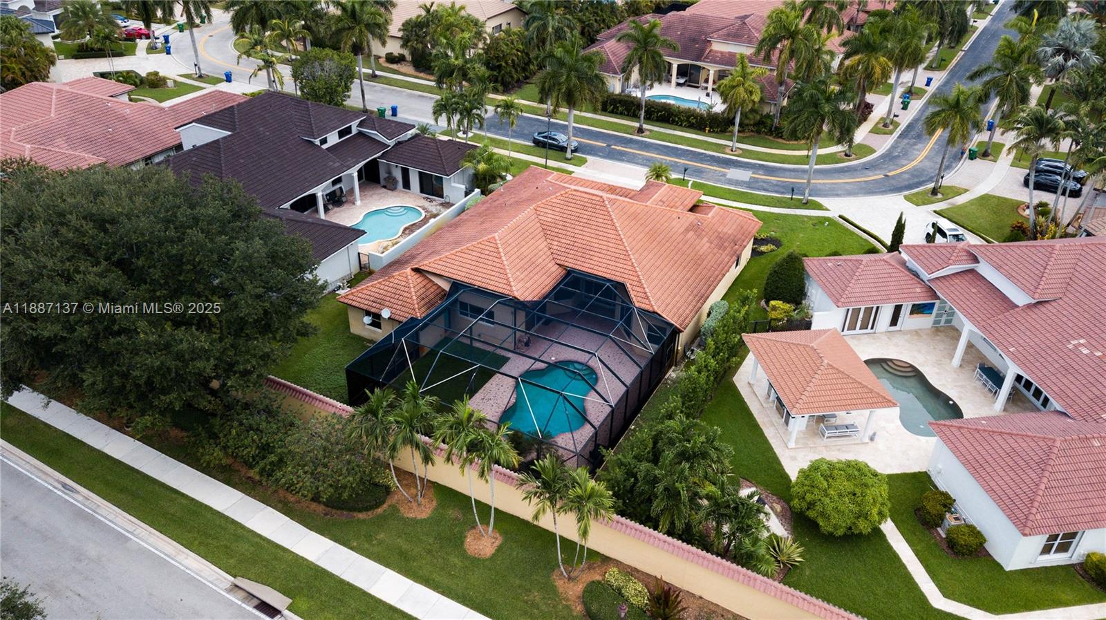 SUNSET LAKES PLAT ONE - Residential Lease