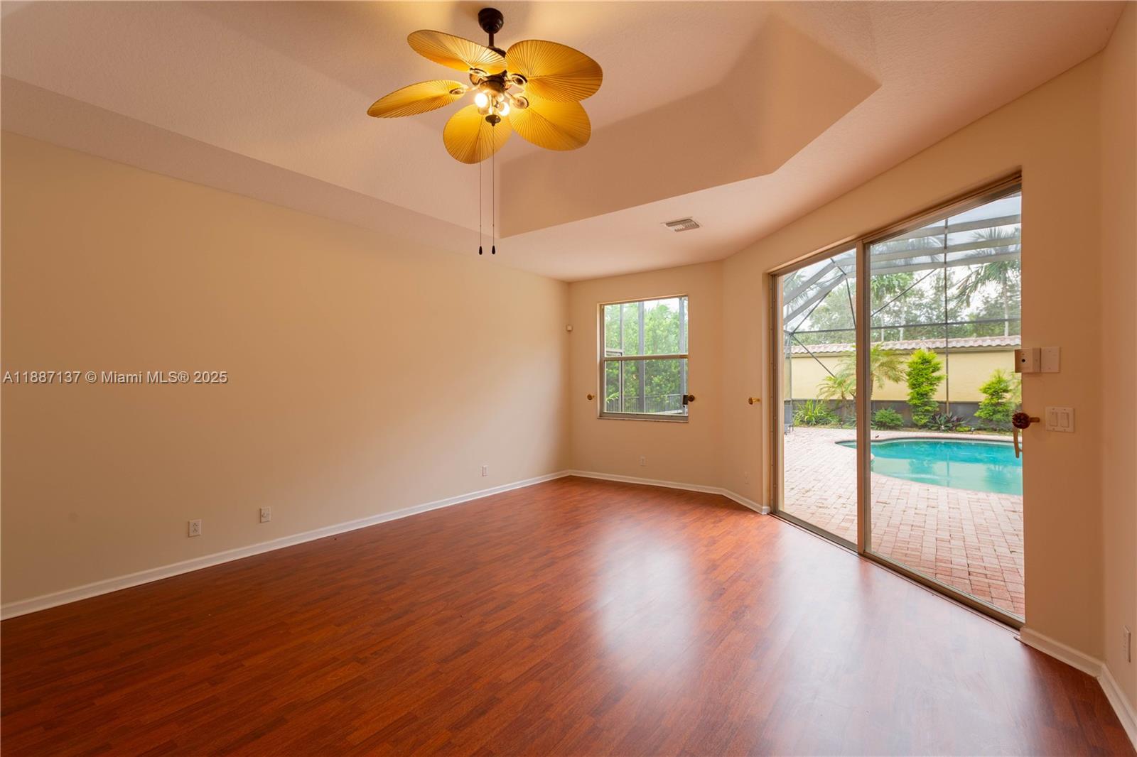 SUNSET LAKES PLAT ONE - Residential Lease