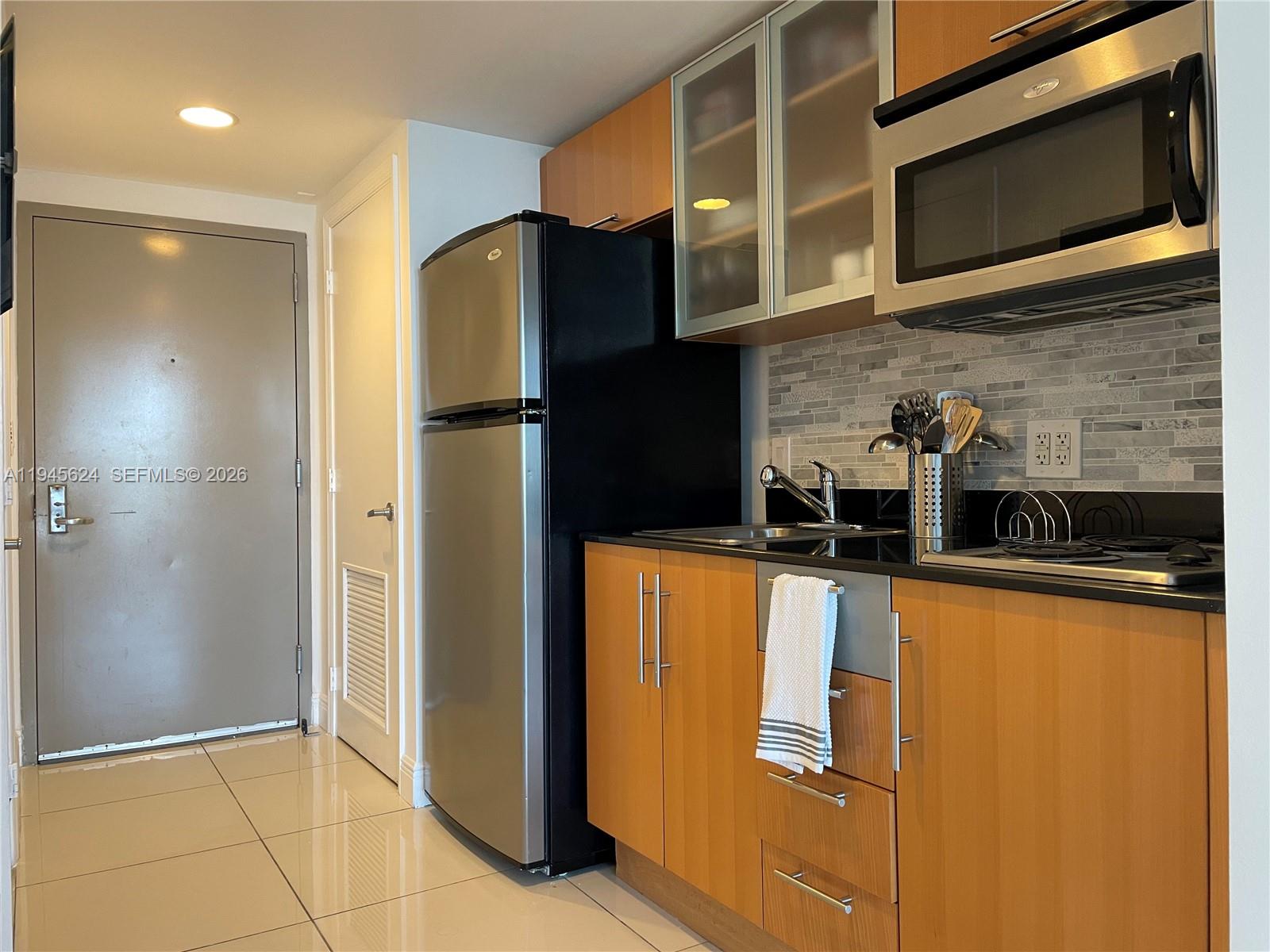 1750 N Bayshore Dr 5408