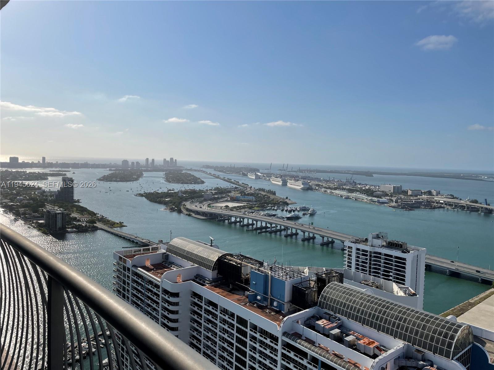 1750 N Bayshore Dr 5408