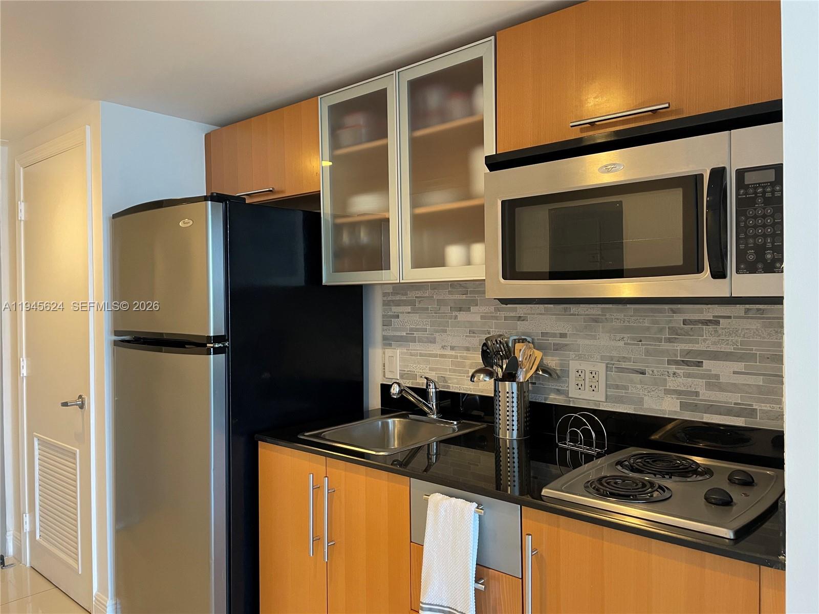 1750 N Bayshore Dr 5408