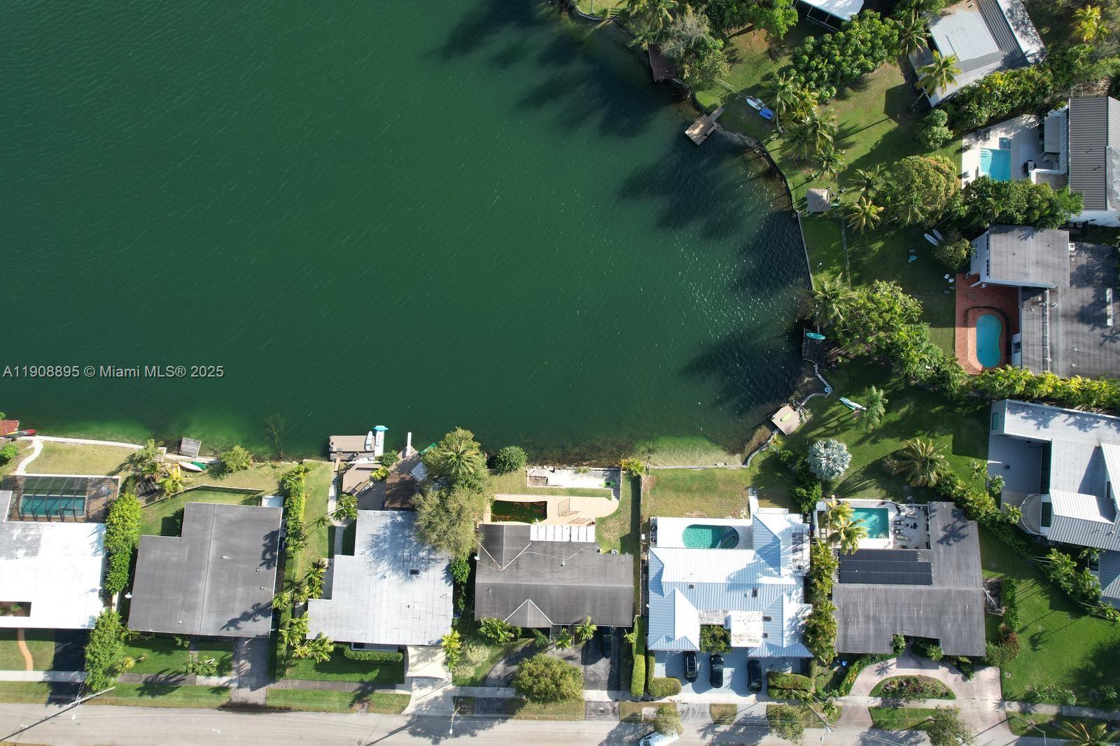 SKY LAKE - Residential