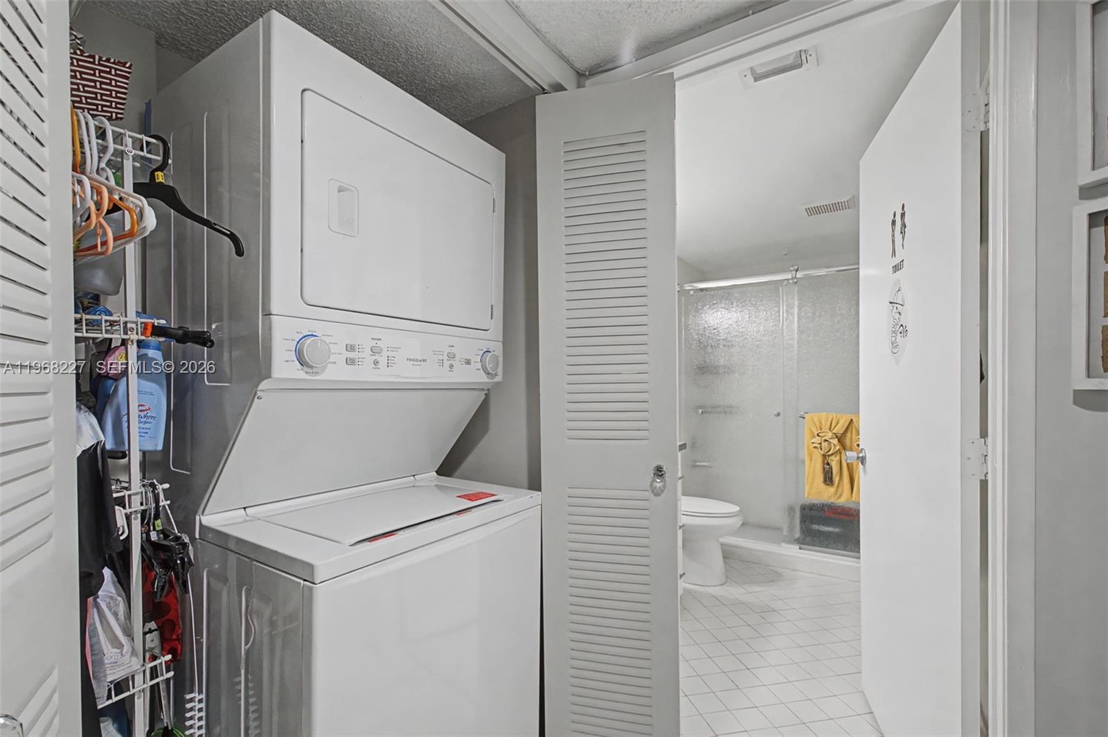 SUFFOLK AT CENTURY VILLAGE - Residential