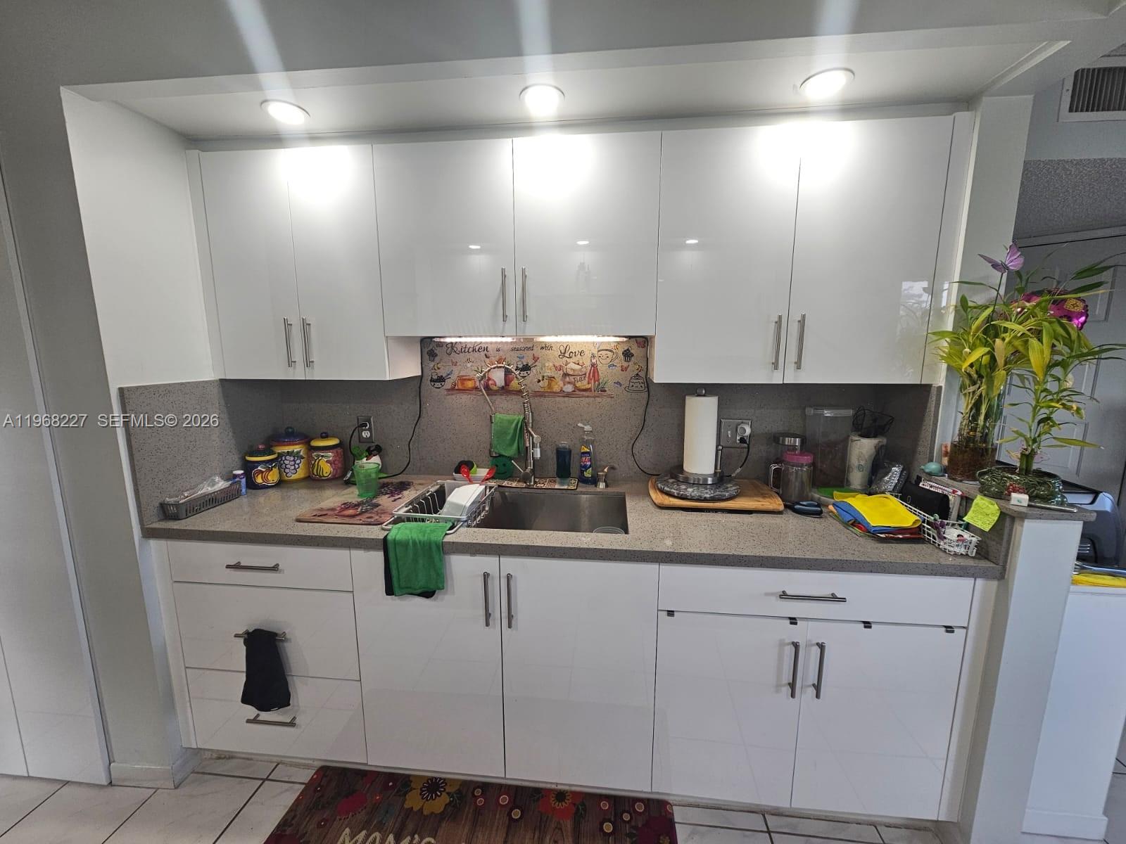 SUFFOLK AT CENTURY VILLAGE - Residential