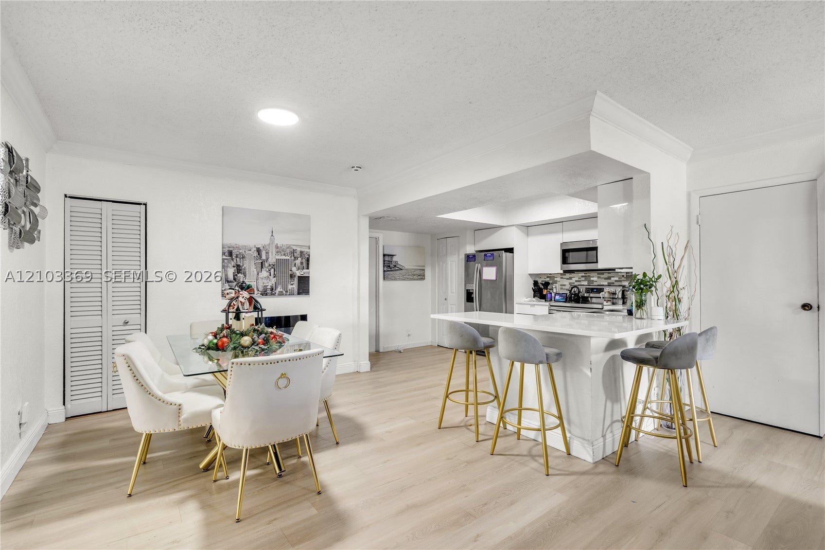 5850 NW 57th Ave