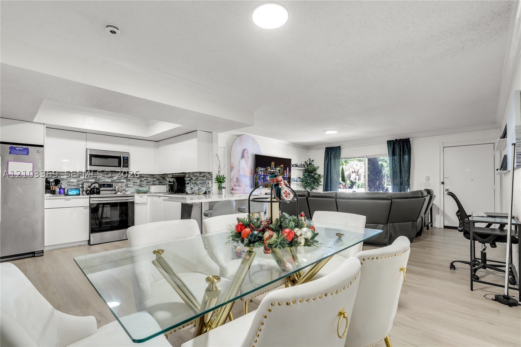 View photos, virtual tours, details... 5850 NW 57th Ave 3