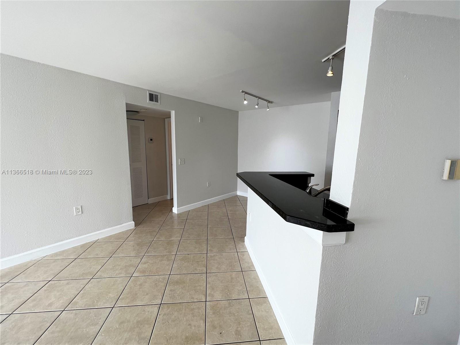 ISLES AT LAGO MAR CONDO - Residential Lease