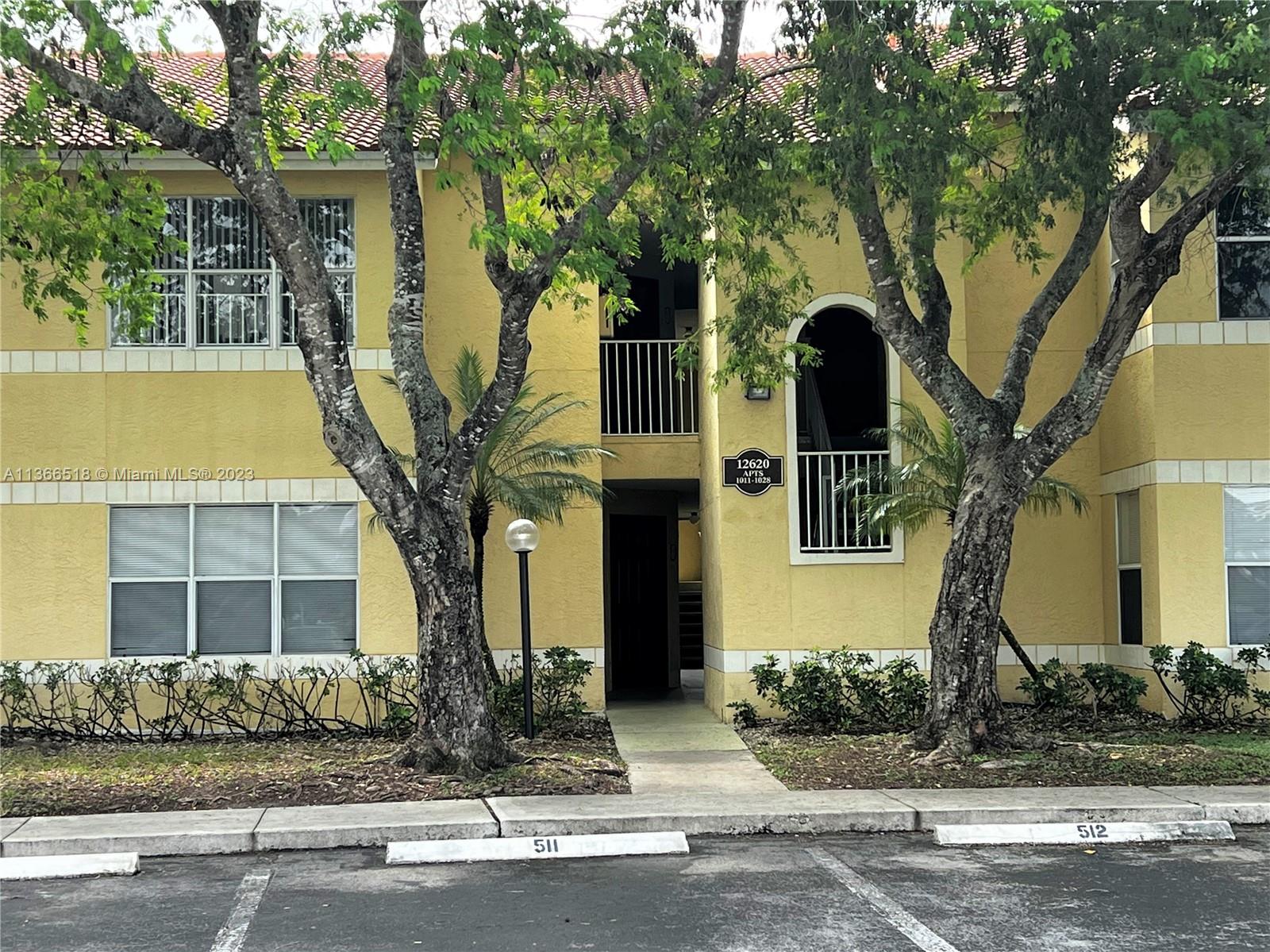 ISLES AT LAGO MAR CONDO - Residential Lease