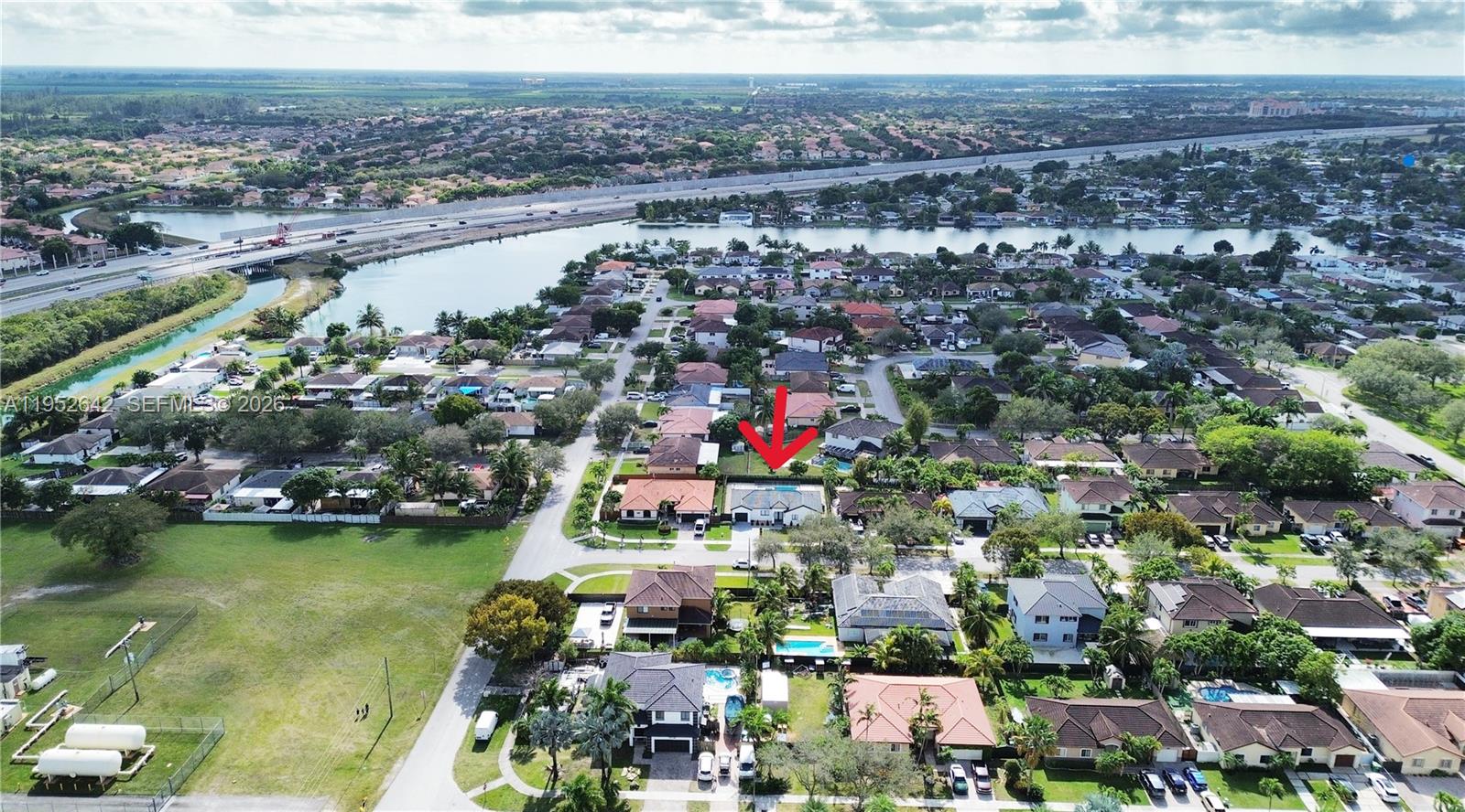 BISCAYNE DRIVE ESTATES - Residential