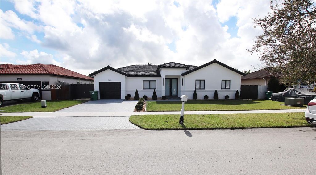 Photo of 14218 SW 291st St, Homestead, FL 33033 (MLS # A11952642)