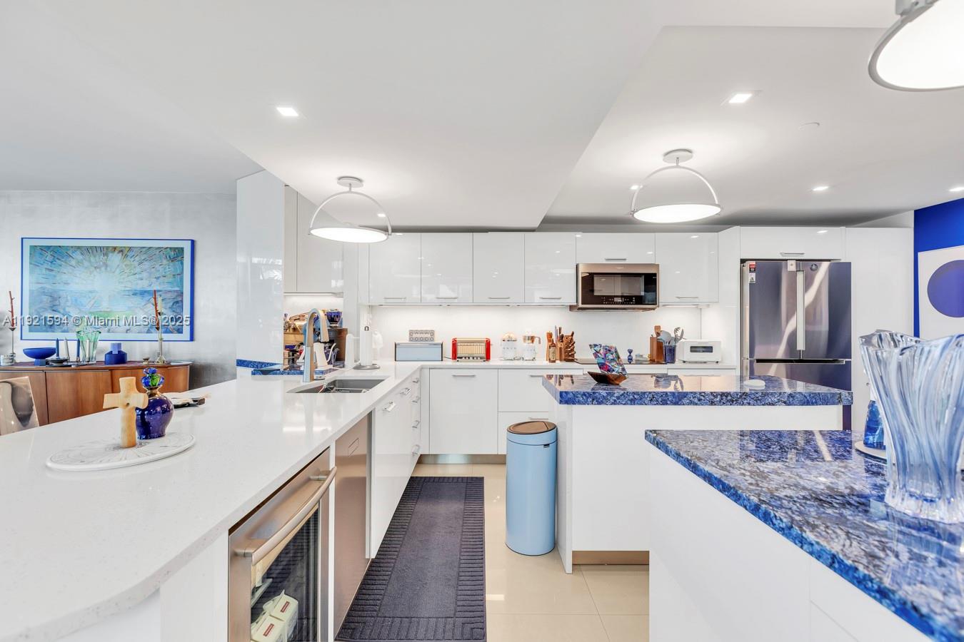 THE ATRIUM AT AVENTURA - Residential