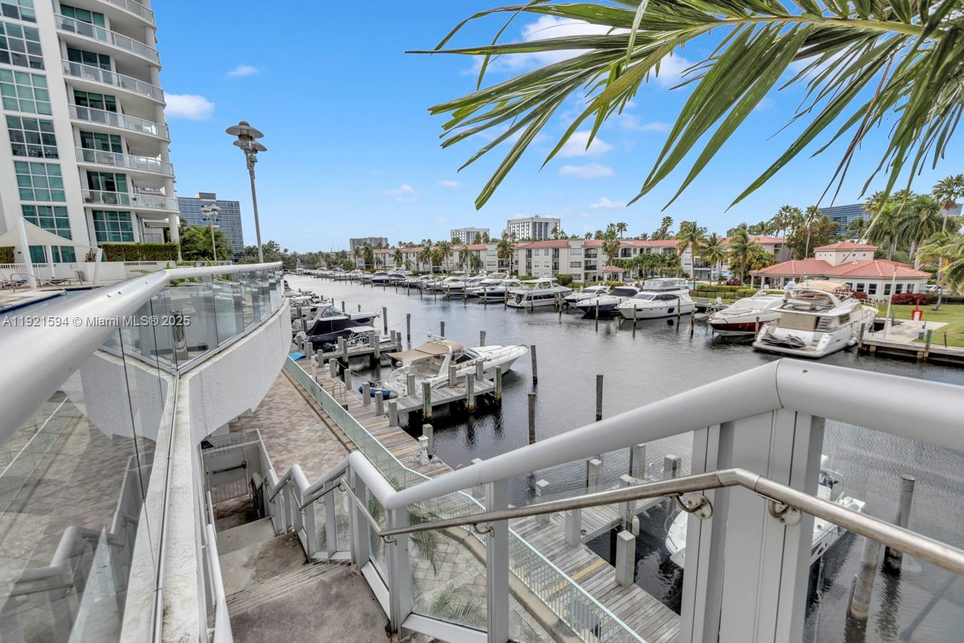 THE ATRIUM AT AVENTURA - Residential