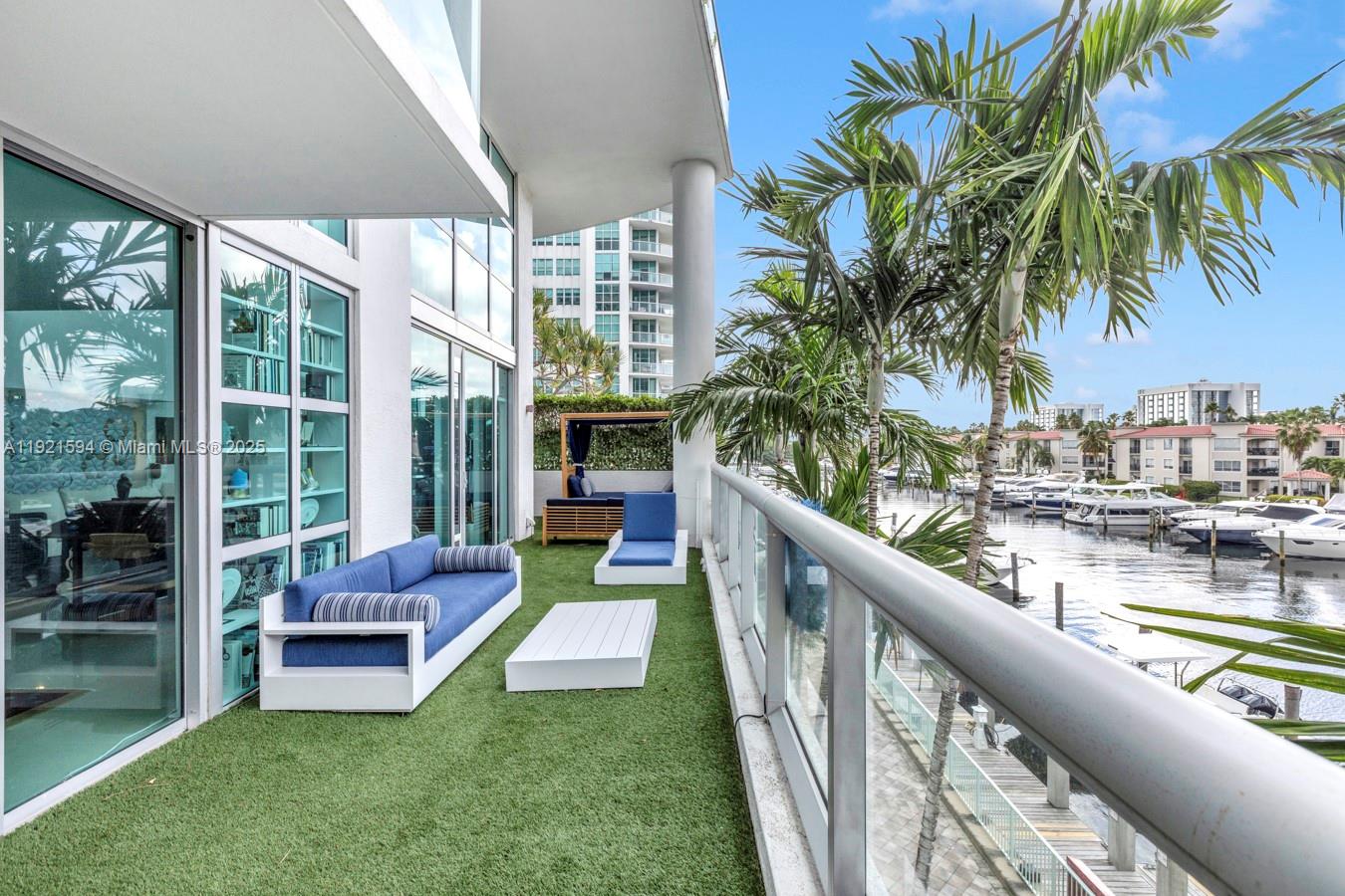 THE ATRIUM AT AVENTURA - Residential