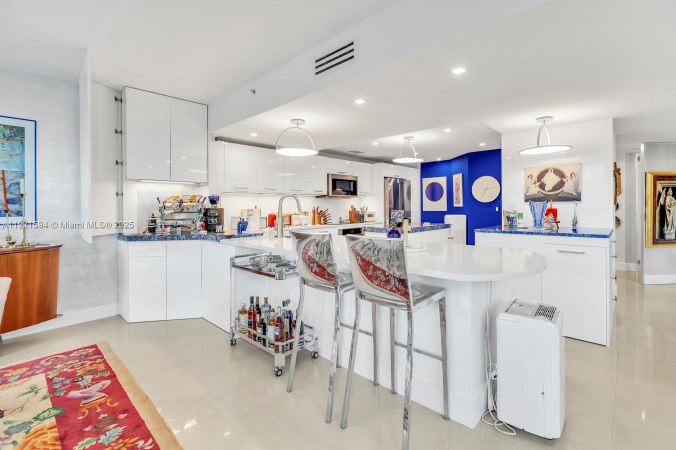 THE ATRIUM AT AVENTURA - Residential