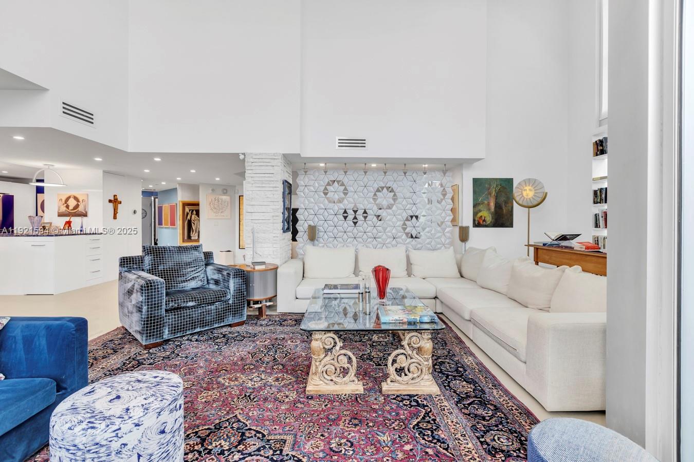 3131 NE 188th St 2-301