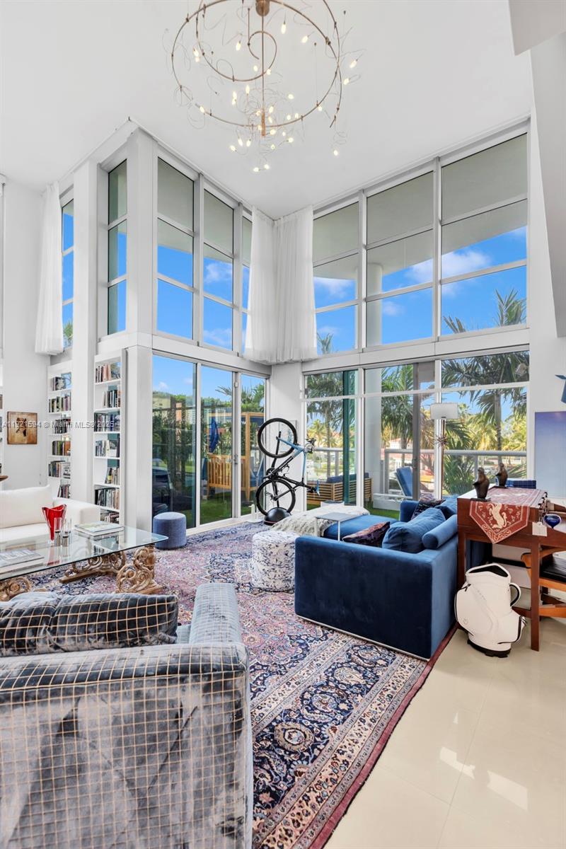 THE ATRIUM AT AVENTURA - Residential