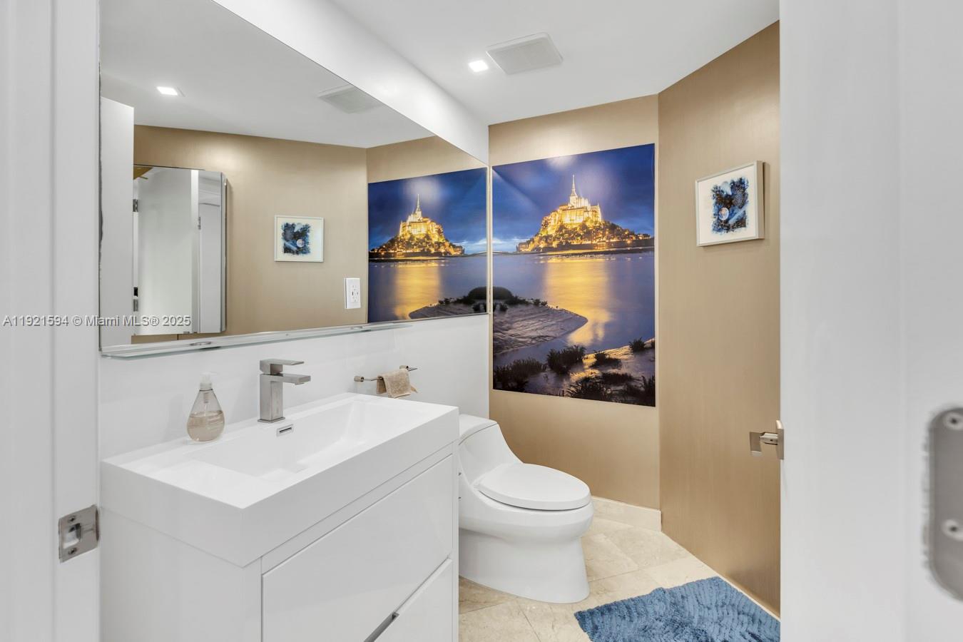 THE ATRIUM AT AVENTURA - Residential