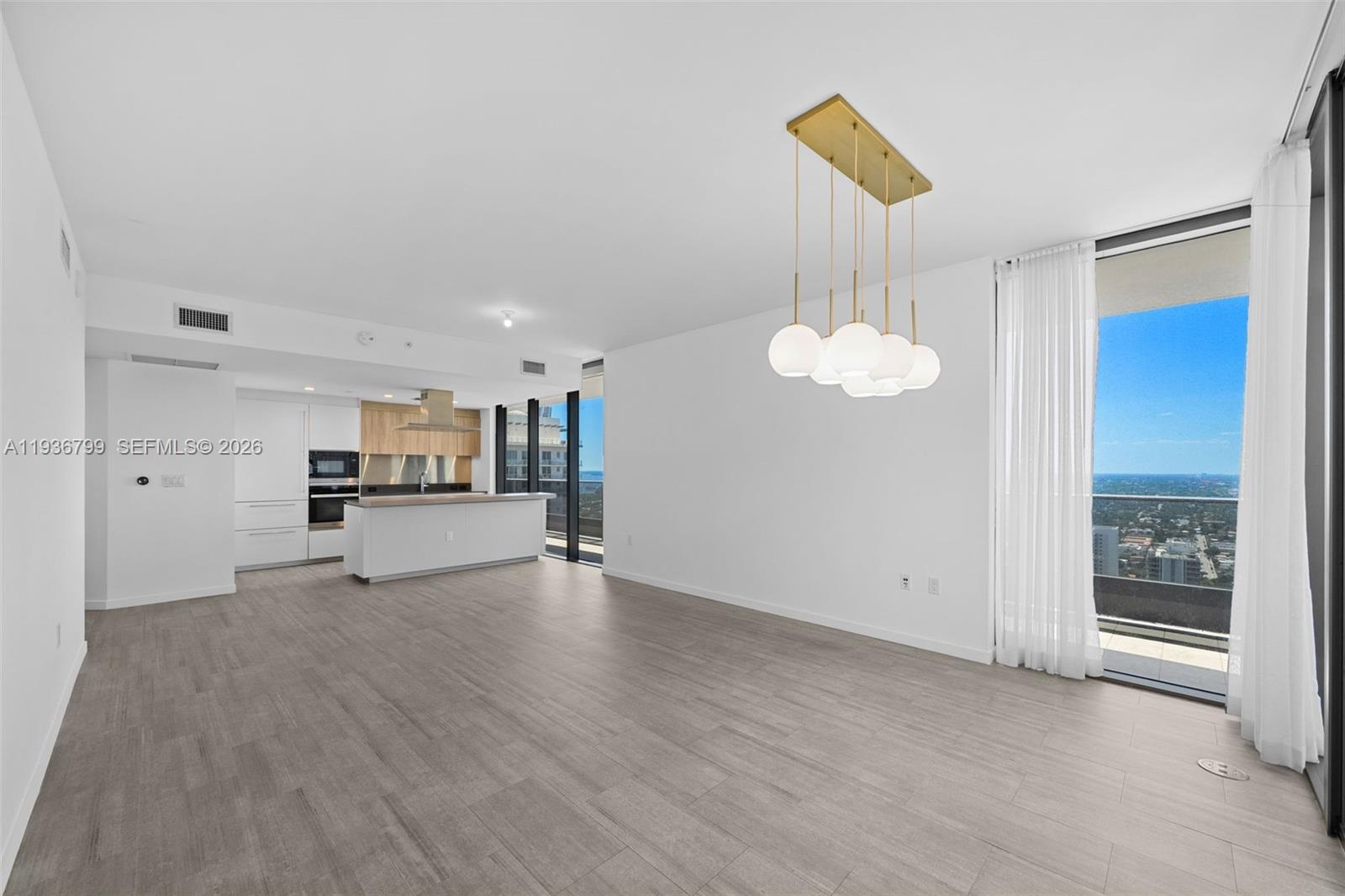 1000 Brickell Plz 4212
