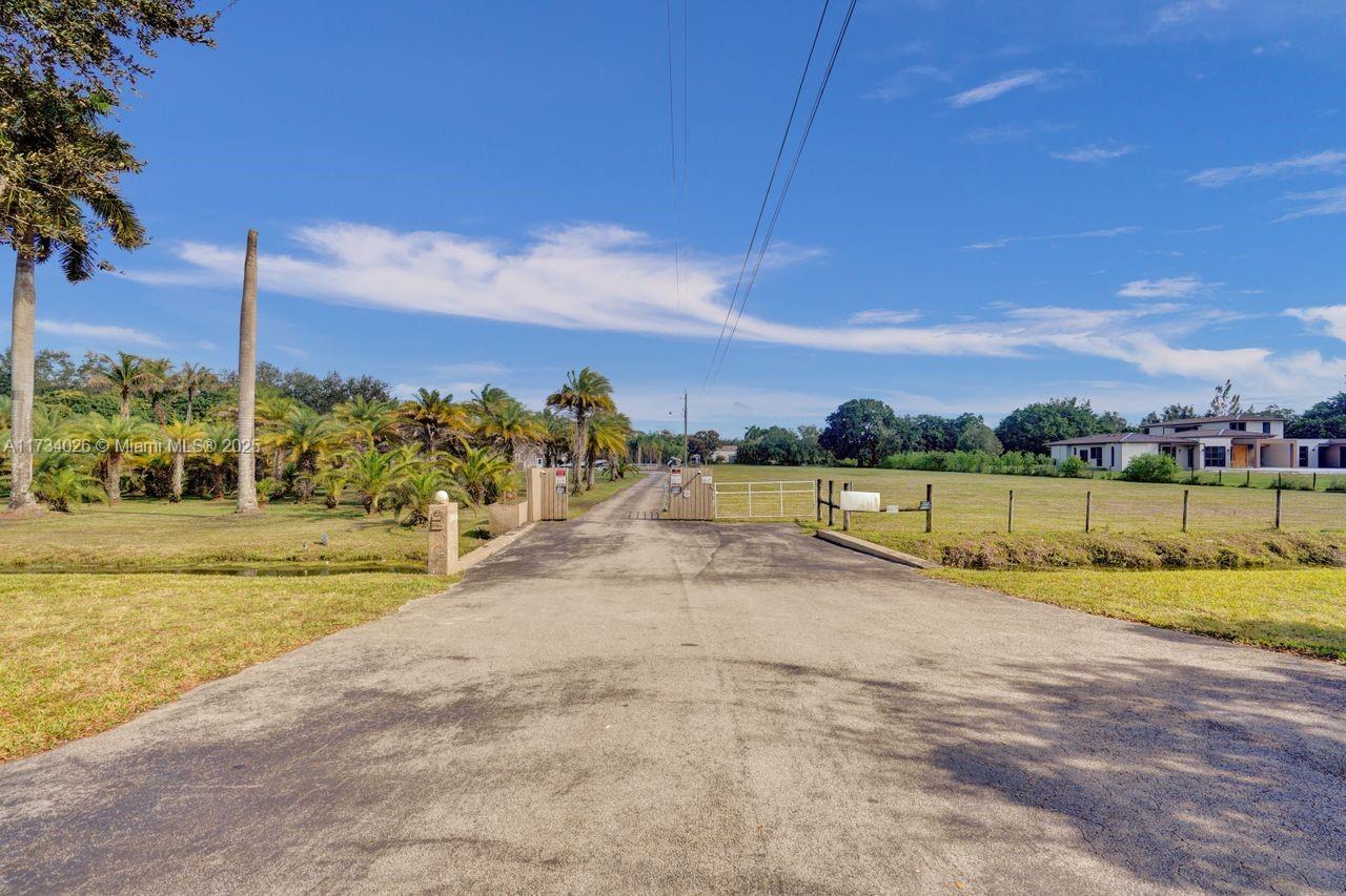 Sunshine Ranches - Residential