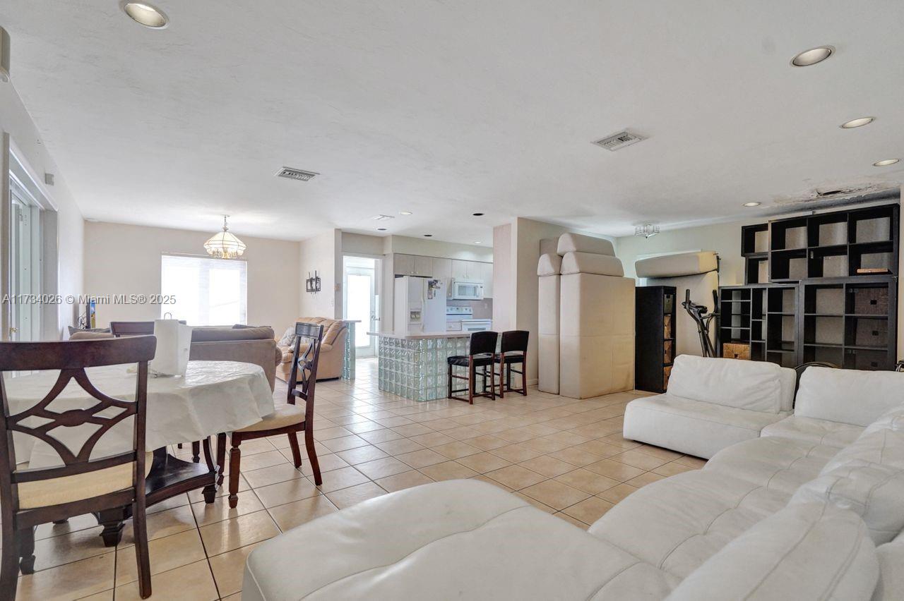 Sunshine Ranches - Residential