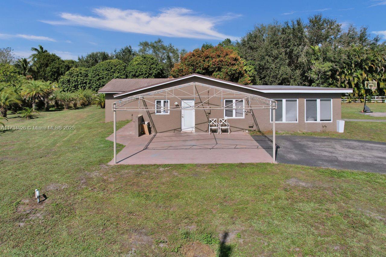Sunshine Ranches - Residential