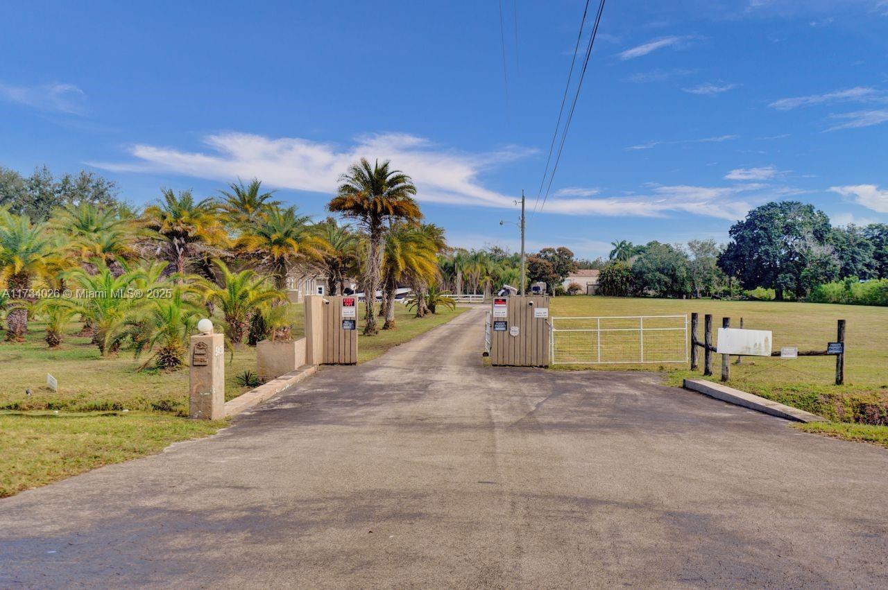 Sunshine Ranches - Residential