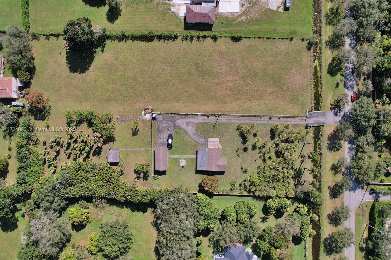 Sunshine Ranches - Residential