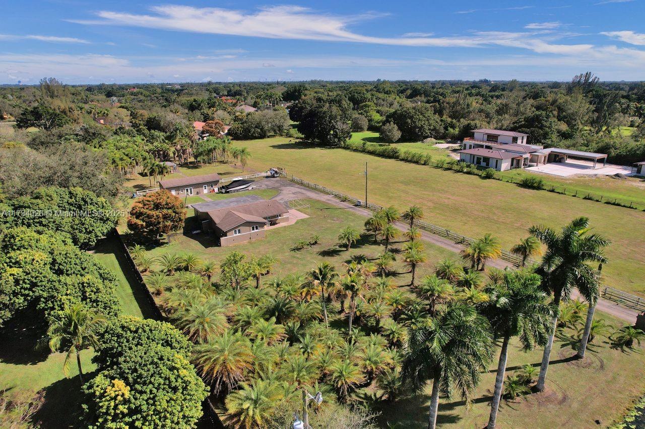 Sunshine Ranches - Residential