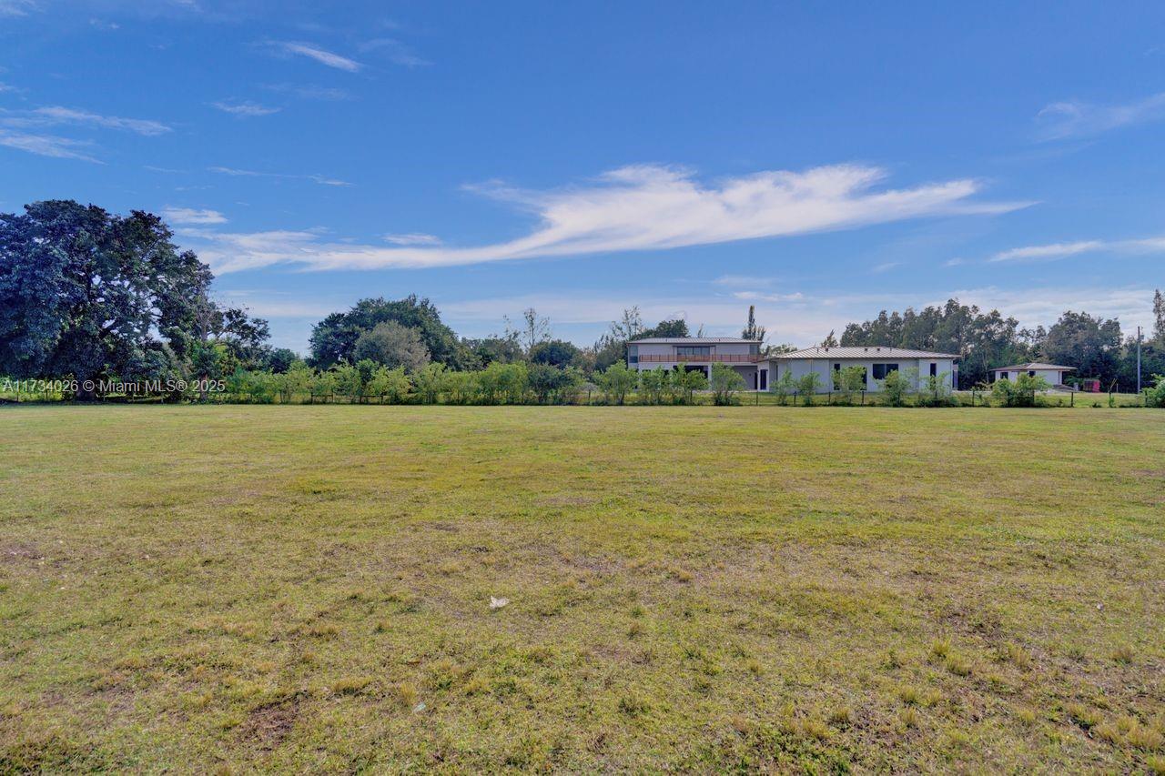 Sunshine Ranches - Residential