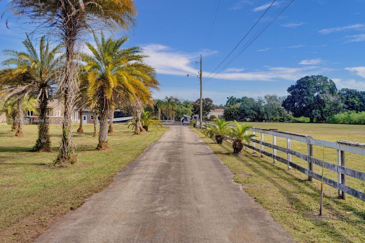 Sunshine Ranches - Residential